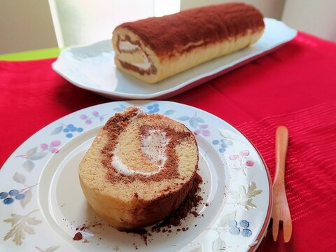 ティラミスロールケーキ